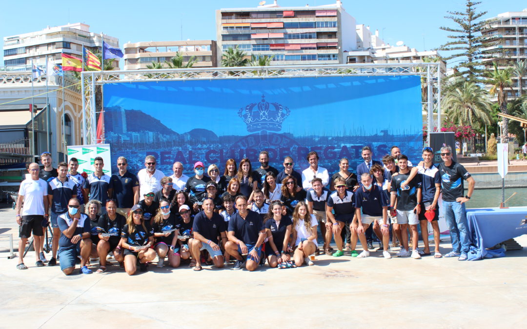 Éxito de la Primera Travesía a Remo Alicante-Tabarca-Alicante